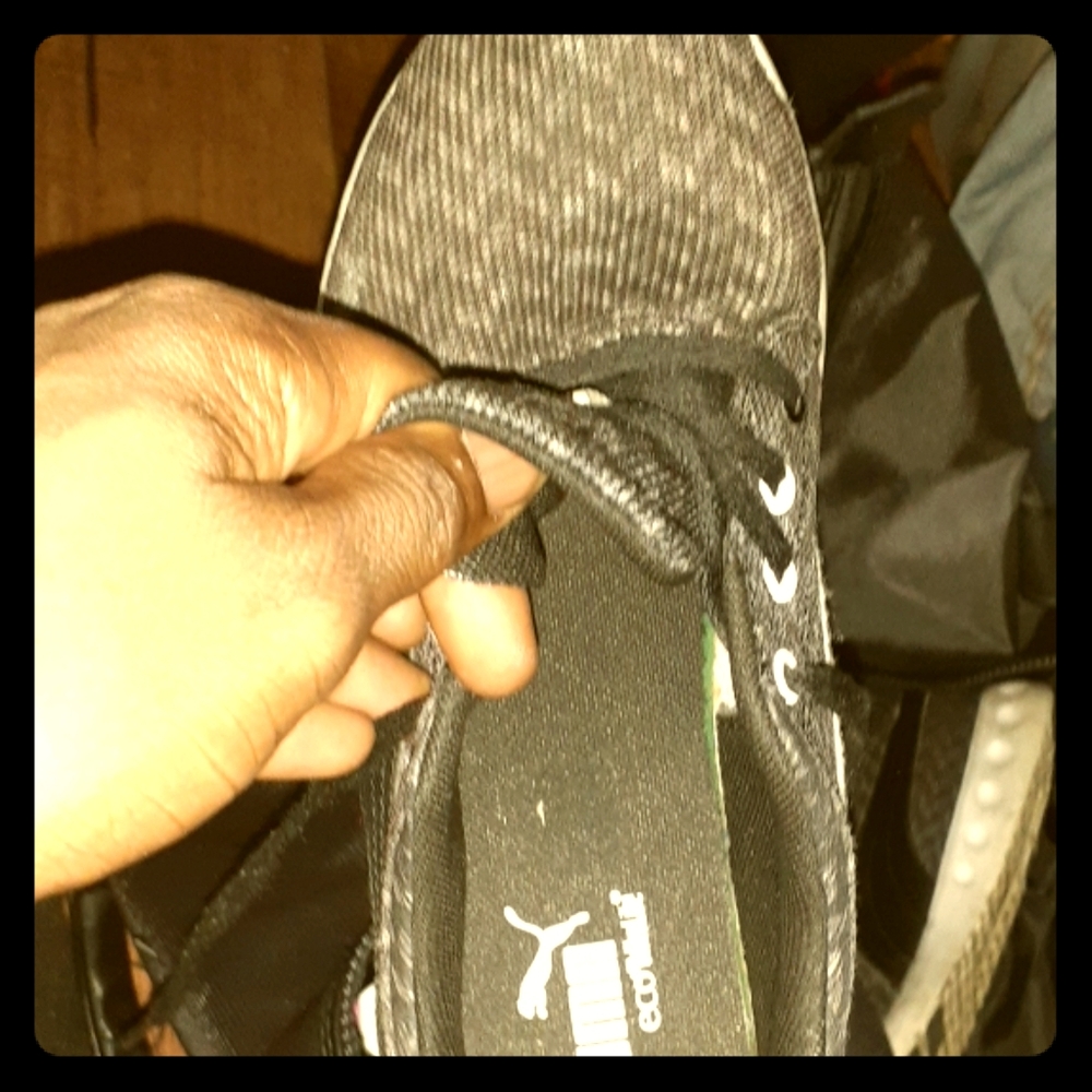 Women's basketball shoes